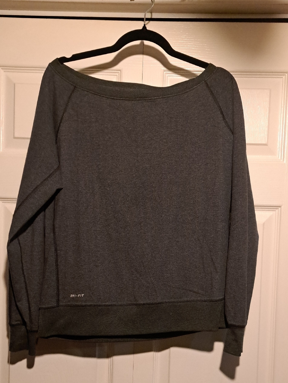 Nike-Grey Dri-Fit Boatneck ladies Sweatshirt Simple sporty casual comfort